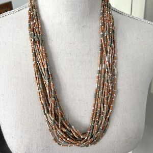Lightweight necklace